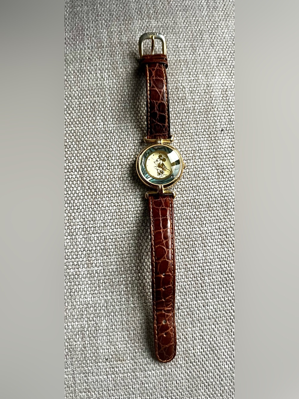 Vintage Disney Mickey Mouse Watch Gold Tone Leather Band Needs Battery
